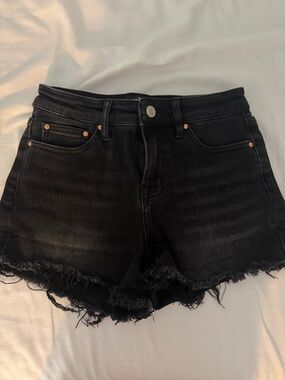 Black Frayed Hem Women's Denim Shorts